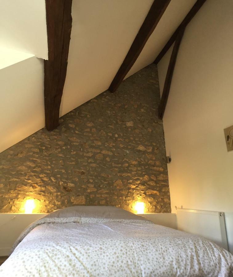 Domaine Des Trois Chateaux Moisenay Exteriör bild