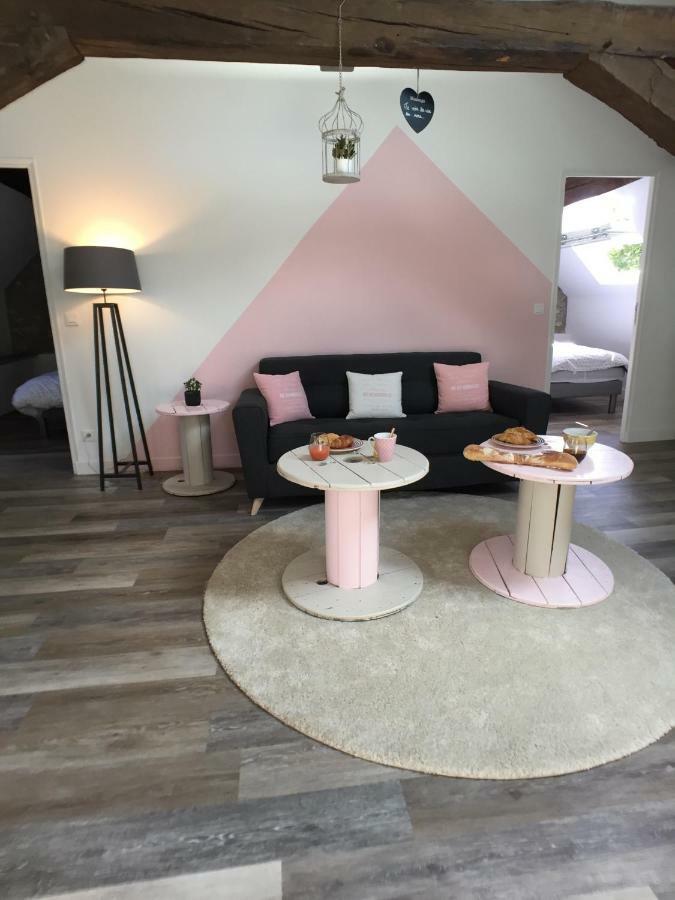 Domaine Des Trois Chateaux Moisenay Exteriör bild