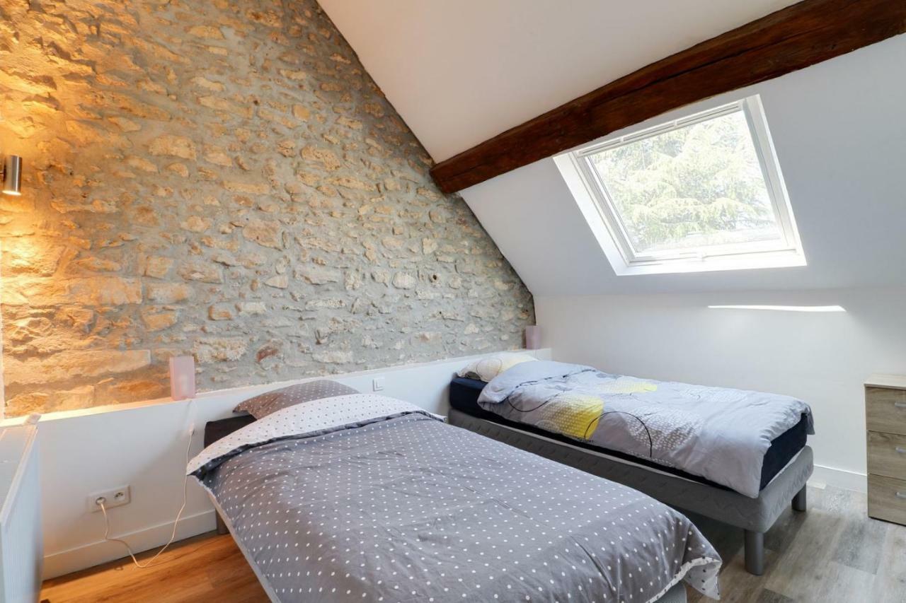 Domaine Des Trois Chateaux Moisenay Exteriör bild